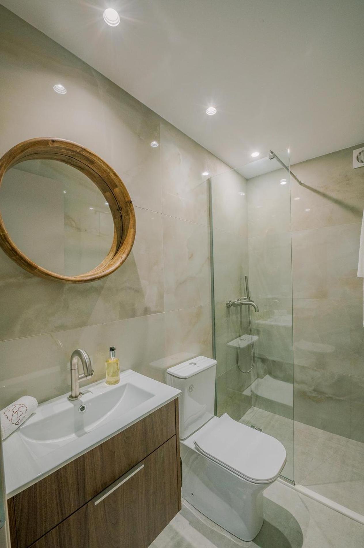 Corinth Hama Luxury Seaside Apartments מראה חיצוני תמונה